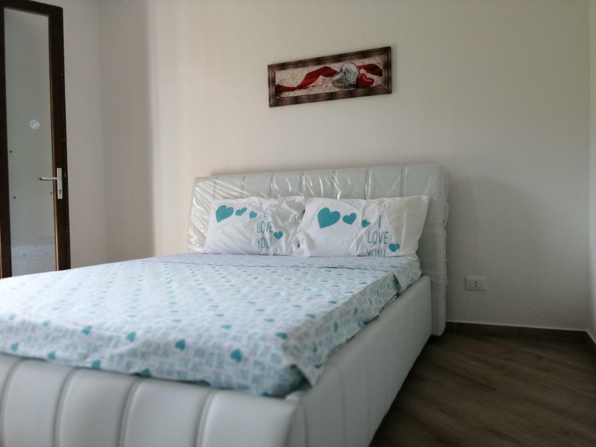 Appartamenti Mareblu Badesi Exterior foto