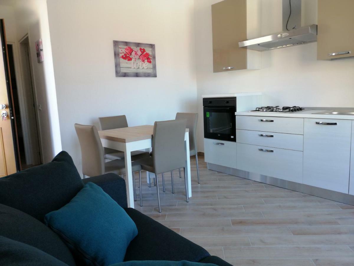 Appartamenti Mareblu Badesi Exterior foto