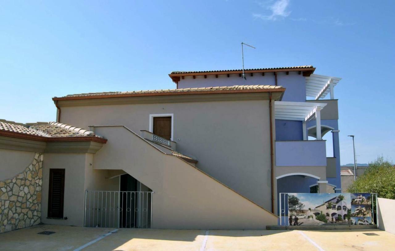 Appartamenti Mareblu Badesi Exterior foto