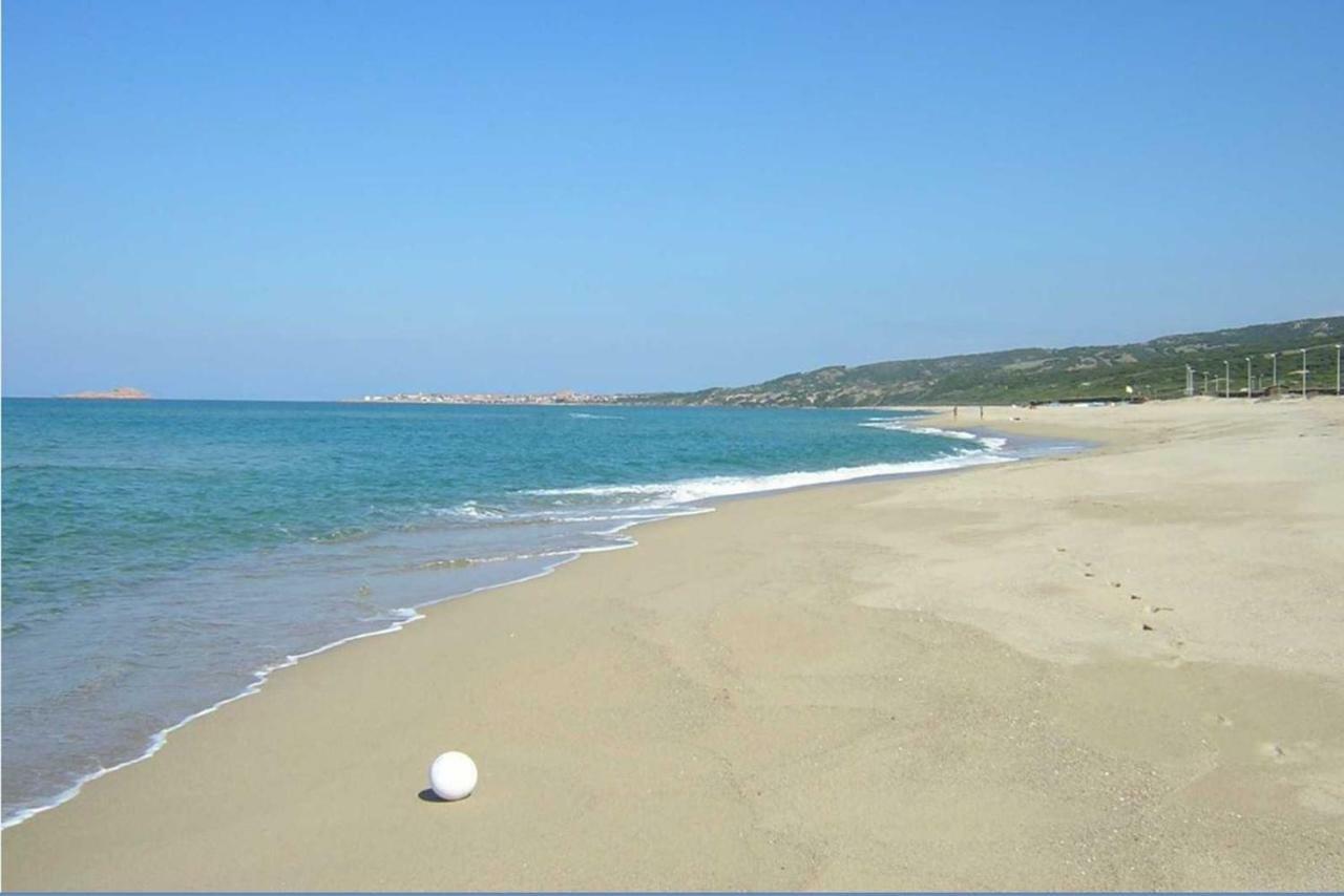 Appartamenti Mareblu Badesi Exterior foto